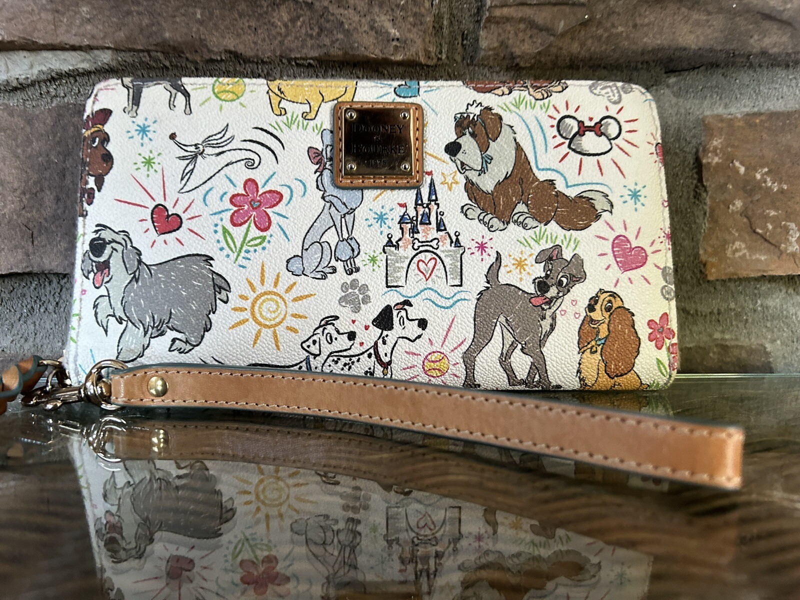 Disney Dogs Paw Prints Sketch Wallet Dooney & Bourke Pluto Lady Tramp