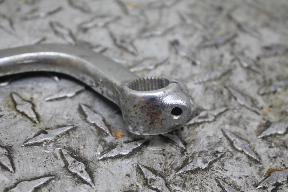 PEDAL FRENO YAMAHA FJ1100 84-85 Foto 2 de 4