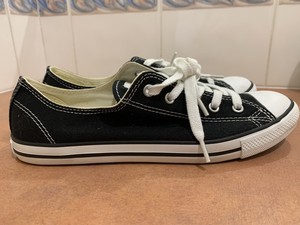 women's converse size 8
