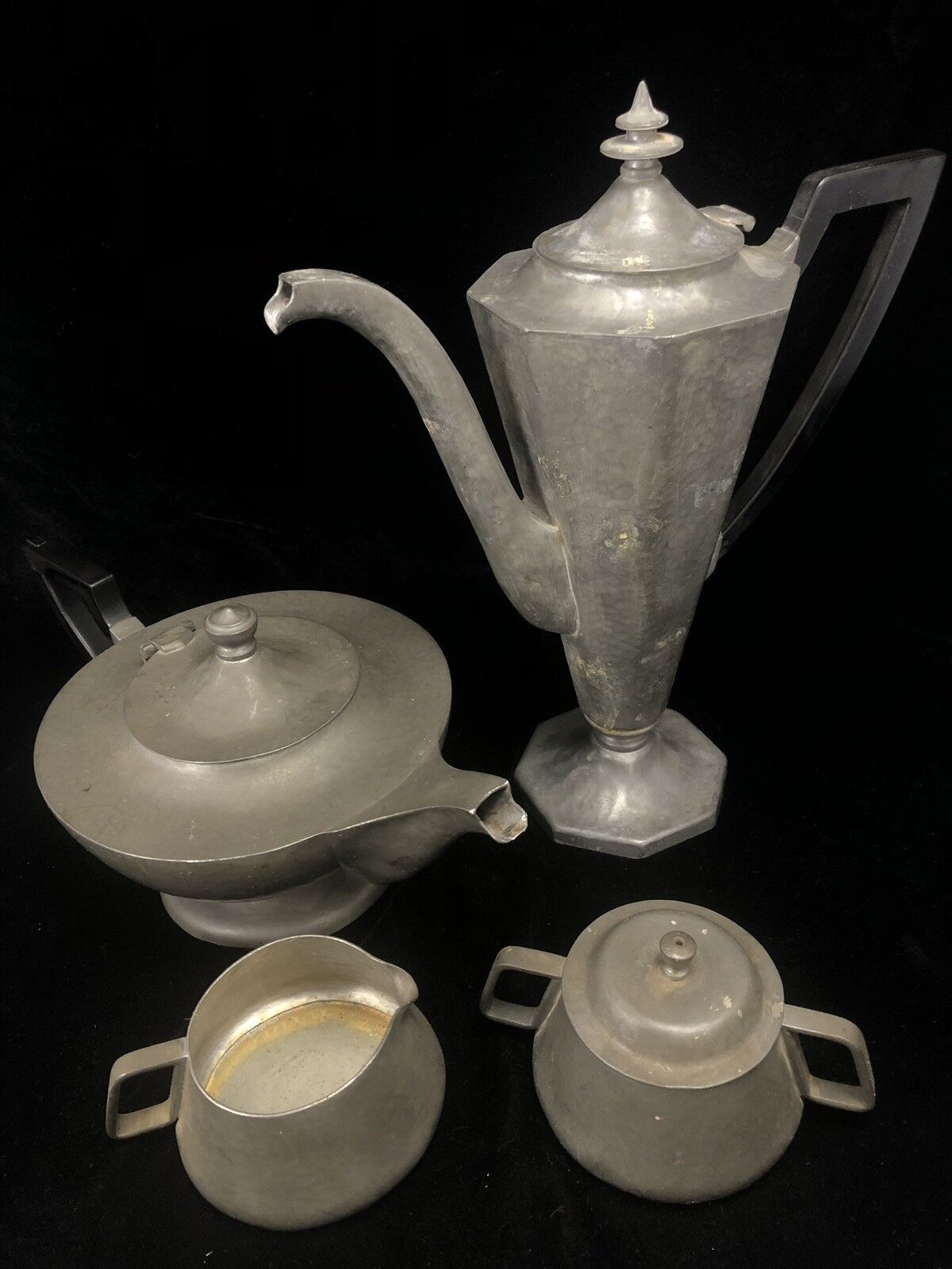 ANTIQUE ARTS & CRAFTS PEWTER 4pcs TEA COFFEE Pot Creamer Sugar Bowl Metalware