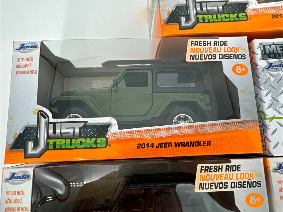 Jada Just Trucks 2014 Jeep Wrangler Orange Black Blue Green Red 1/32 - Image 3 of 4