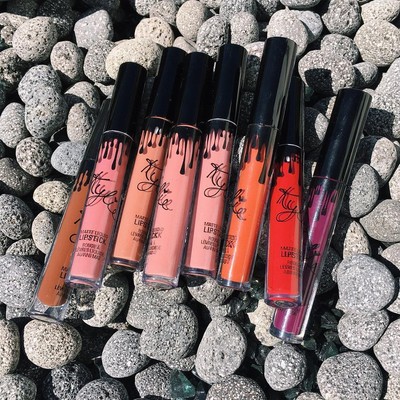 Kylie Jenner Lip Kit Complete Set Of 8 Matte Lipsticks And Lip Liner Nib Ebay