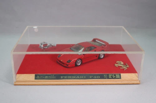 BA044 HECO MODELS 1/43 1:43 Ferrari F40 EdL wood base, engine, prancing horse
