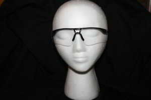 Honeywell S0500X Uvex Bayonet Safety Glasses With Black And Gray Frame And Clear