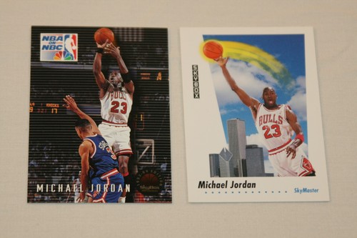 Michael Jordan (2) 1993 Skybox #14 1992 Skybox #583 Chicago Bulls