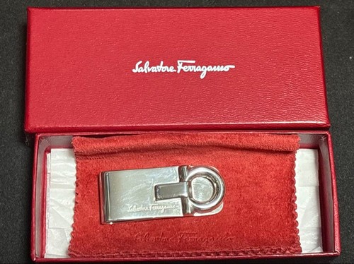 Salvatore Ferragamo Money Clip Gancini 925