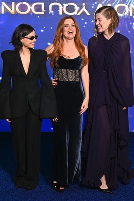 Isla Fisher & Ariana Greenblatt & Rosamunde Pike Foto im Format 10x15cm glanz #8