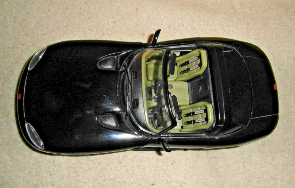 Dodge Viper RT/10 BBURAGO 1:/18 - Immagine 2 di 4