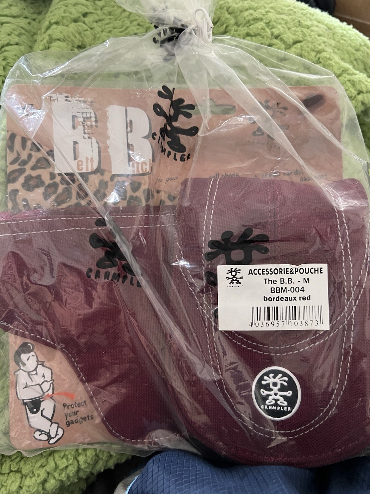 Crumpler The B.B. Belt Hip Camera Pouch - Bordeaux Red, Medium
