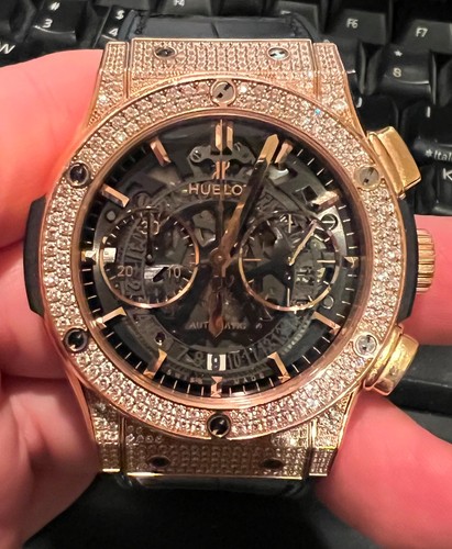 HUBLOT 18K ROSE GOLD 45MM Classic Fusion Chronograph 525.OX.0180.LR.1704