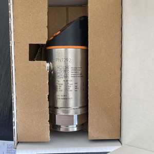 ifm PN7292 Digital Absolute Pressure Sensor w/ Display, DC Piezoelectric