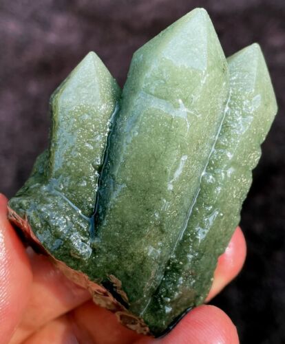102g ¡¡¡EXCELENTE!!! Nuevo hallazgo raro NATURAL racimos de cristal verde espécimen ie2117 - Imagen 2 de 12