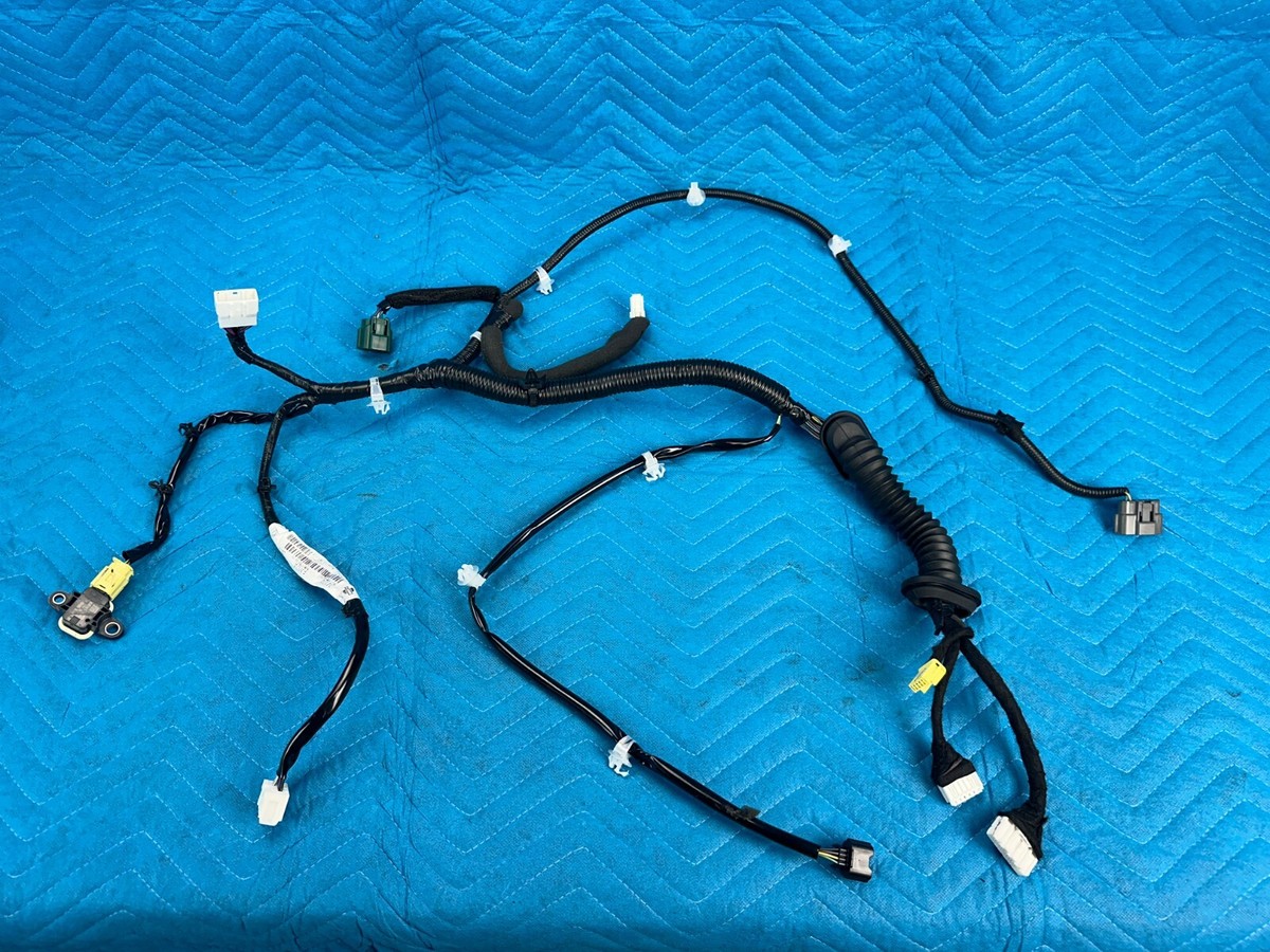 Nissan Titan Front Passenger's Side Door Wiring Harness 24124EZ02A