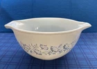 Vintage PYREX Cinderella 441 Blue & White Colonial Mist 750 ML 6" Mixing Bowl