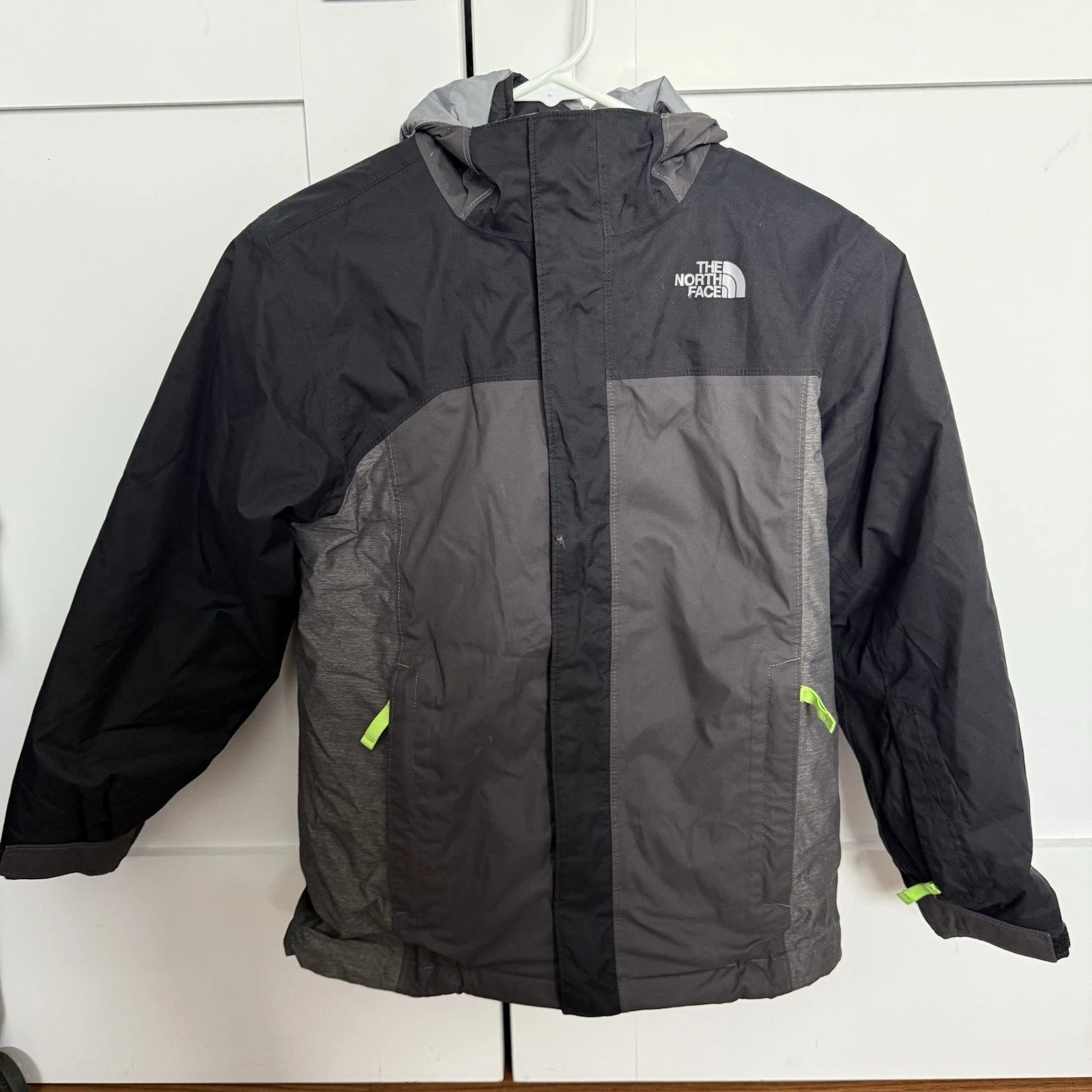 The North Face Boys M 10/12 3-in-1 Winter Jacket Black Gray Green Coat Hooded