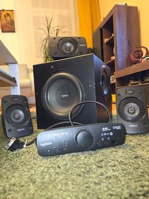 Logitech Z906 Soundsystem (Subwoofer + 3 Satelliten + Konsole) VB