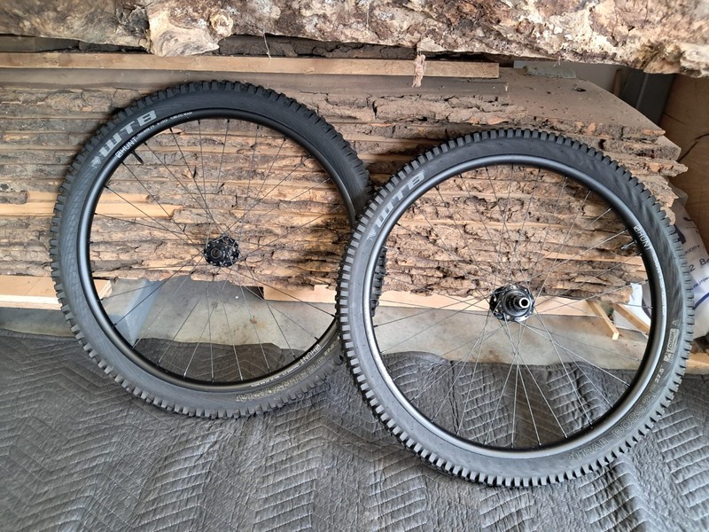 HUNT TRAIL WIDE WHEEL SET 27.5