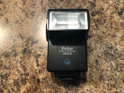 VIVITAR 2800-D AUTO THYRISTOR SHOE MOUNT FLASH FOR 35MM CAMERAS