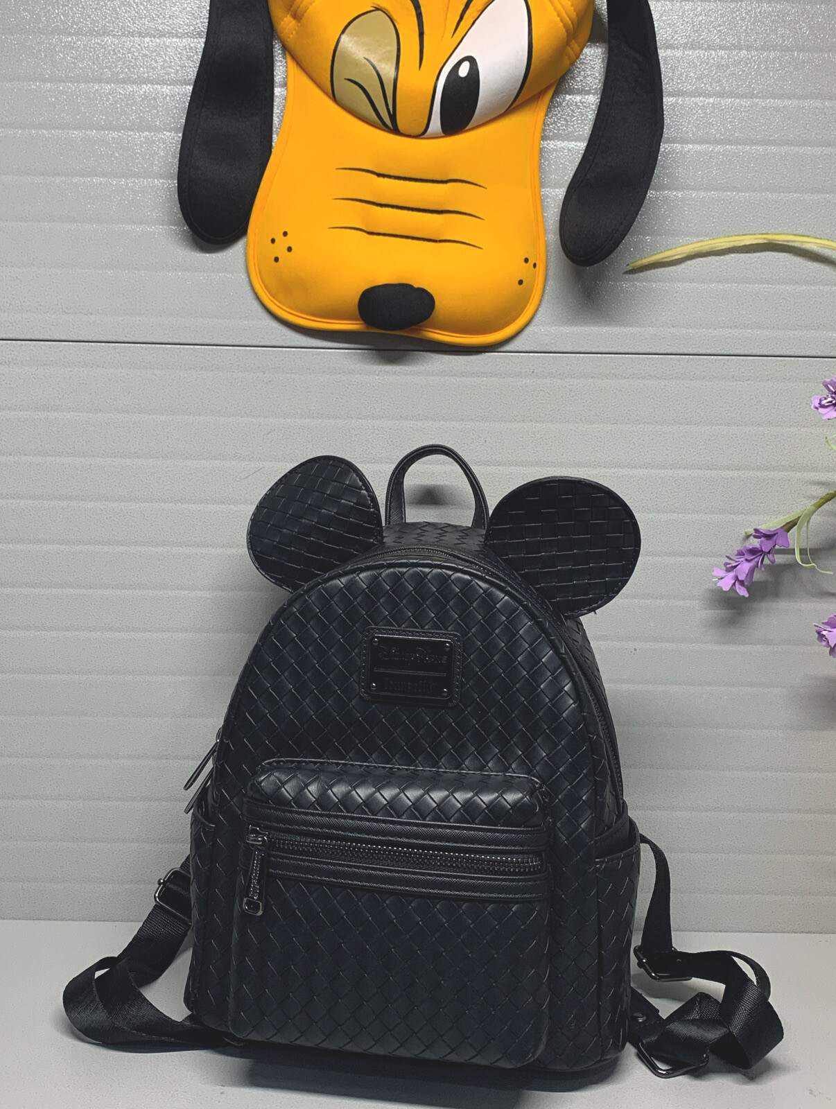NWOT-Exclusive Collectible Disney Loungefly Black Woven Smal
