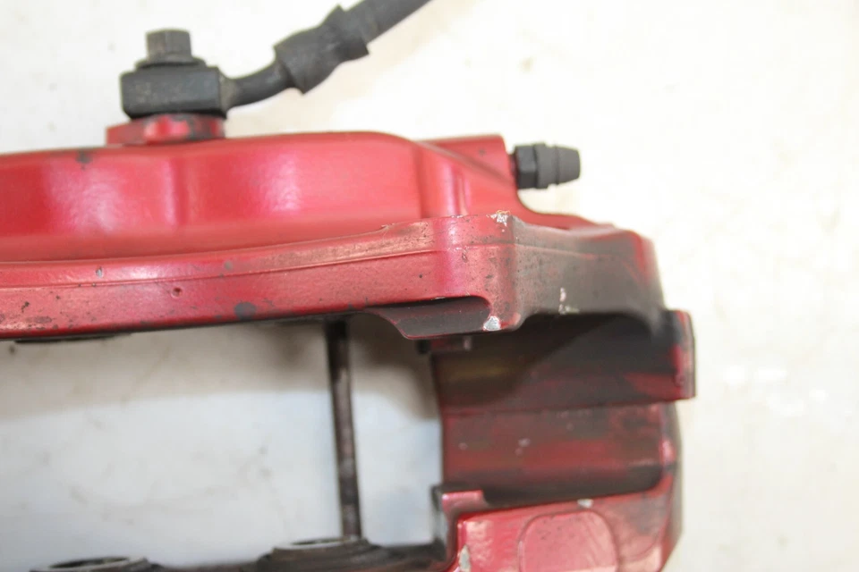 Pinza de freno trasera derecha Cadillac CTS-V 2016-2019 Brembo OEM Foto 4 de 4