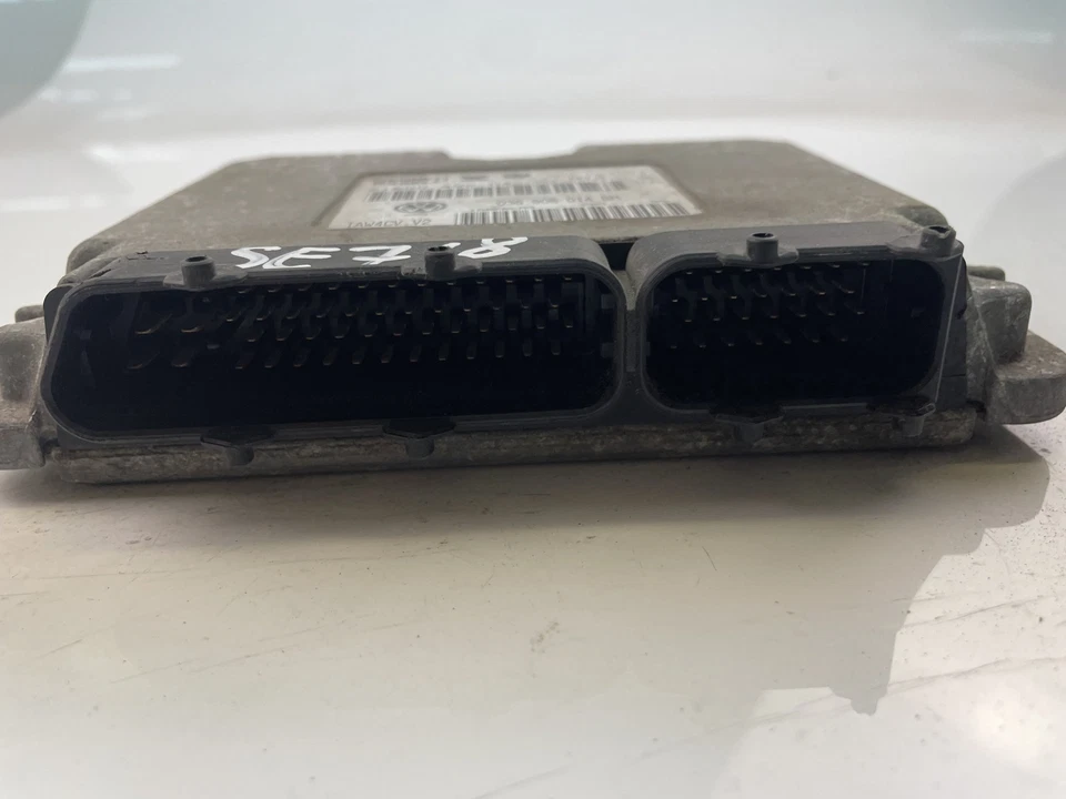 Centralina motore VW GOLF IV 1J1 036906014BM ECU 1998 17228375 - Immagine 3 di 4