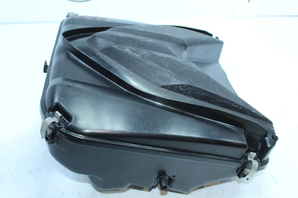 10-11 YAMAHA RS VENTURE GT OEM AIR BOX SILENCER INTAKE       8HF-14441-10-00 - Image 3 of 4