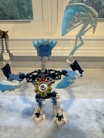 LEGO BIONICLE | Strakk |Set #8982 | 100% Complete w/ Thornax Fruit