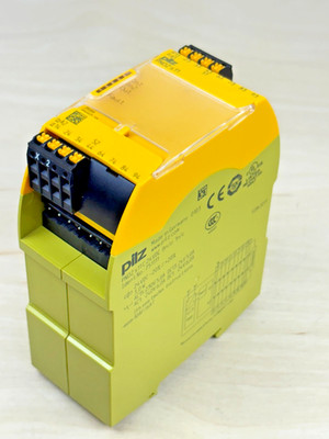 Pilz PNOZ s11C 24VDC Safety Relay, 8 N/O, 1 N/C, 751111, Missing One Connector
