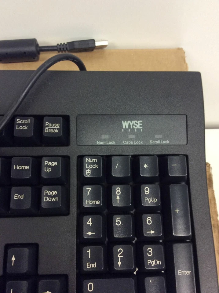 BRAND NEW Wyse D200 P20 Dual Thin Client Terminal w/NEW Keyboard KU-8933/MOUSE - Image 4 of 4