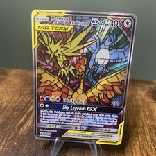 Pokémon TCG Moltres Zapdos Articuno GX SM210 Hidden Fates Black Star Promo Card