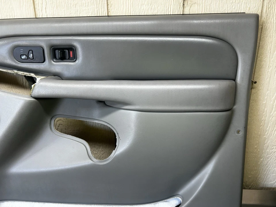 OEM 2003-2006 GMC YUKON DENALI Passenger Right Front Door Panel Bose GREY Foto 3 de 4