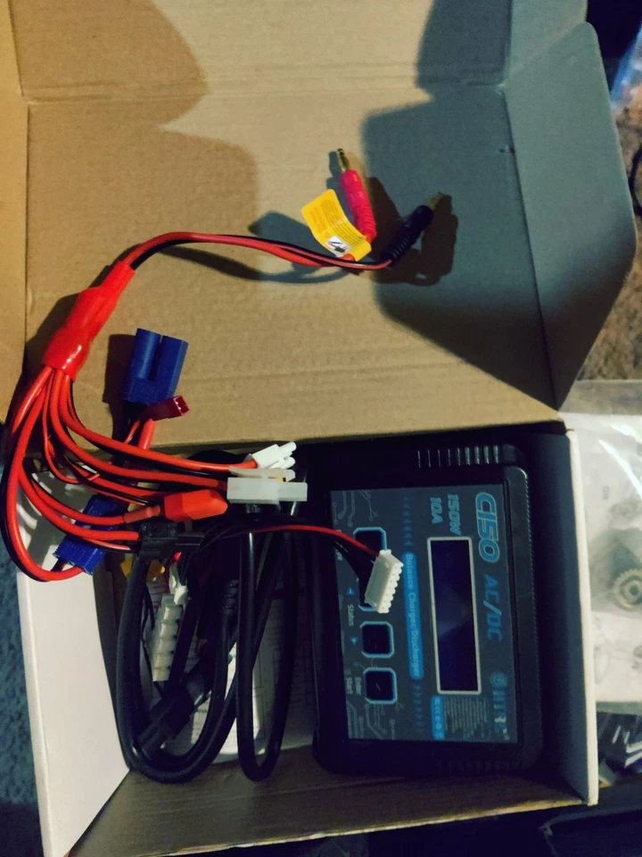 ARRMA Infraction 3s con cargador, batería RTR Foto 2 de 4