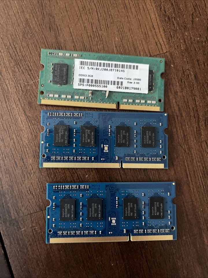 Assortment of single DDR RAM 3x 2GB Kingston & Samsung - Image 2 of 2