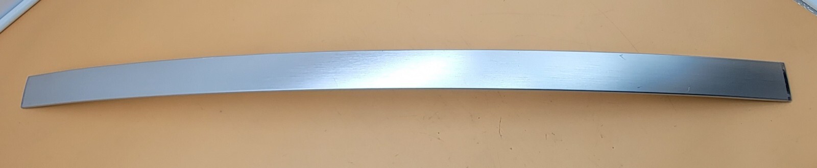 Genuine Refrigerator Whirlpool Door Handle Part#W11101977