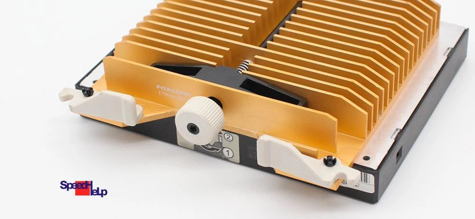 CPU Intel Pentium III Xeon 933MHZ SL4HD 933/133/256 S2 5/12V Processor Slot 2 - Image 2 of 4