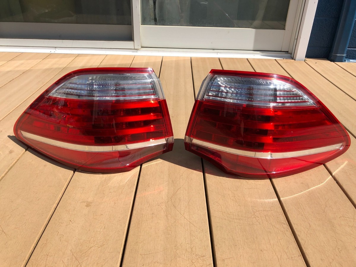 JDM 2012 Toyota CROWN GRS200 Taillights Tail Lights Lamps Set OEM