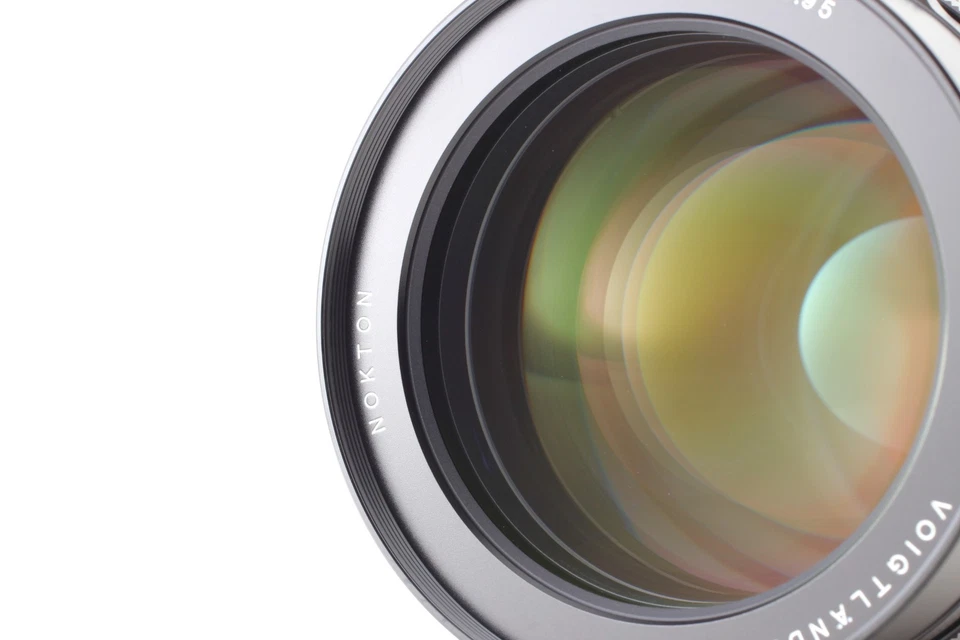 [COMO NUEVO] Lente Voigtlander NOKTON 60mm F0.95 Micro Cuatro Tercios de JAPÓN Foto 4 de 4