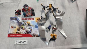 Transformers KRE-O Cell Block Breakout Set w/ Strafe, Bumblebee, Optimus