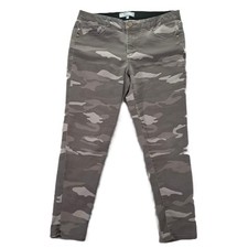 Wit and Wisdom Camo Jean Women 34x26, Tag 12 Skinny Tapered Stretch Mid Rise