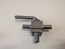 Rubinetto tubazione carburante per trattori fiat cod.11674
