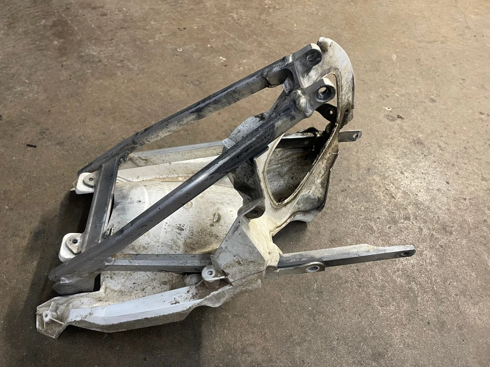 2016-2018 KTM subquadro traseiro de fábrica fabricante de equipamento original 19 SX-F 17 250 350 450 XCF XC - Imagem 3 de 3