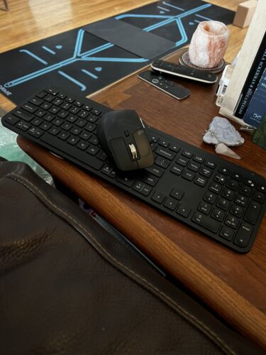 Logitech MX Keys & MX Master 3 Mouse Combo - Imagen 1 de 8