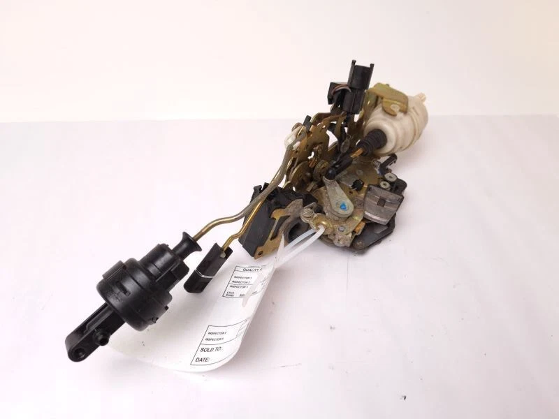 ACTUADOR DE BLOQUEO DEL PASAJERO DELANTERO PARA MERCEDES-BENZ 400 1992 - 1993 Foto 2 de 4