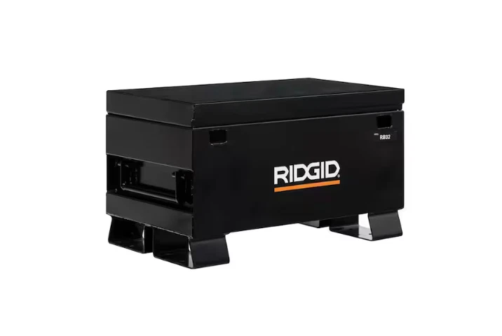 RIDGID 32 In Portable Jobsite Tool Box Weatherproof 19"Hx32"Wx19"D Padlock Ready - Image 2 of 4