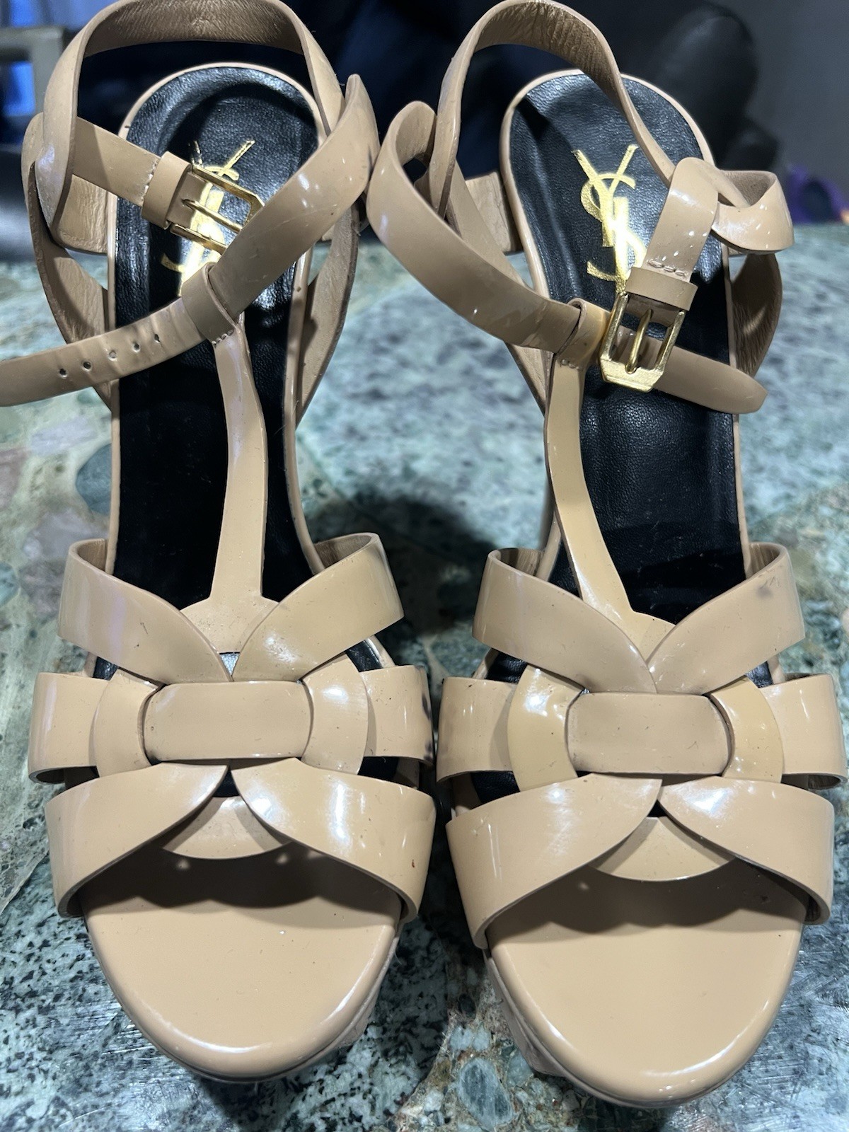 YSL Yves Saint Laurent Tribute T Strap sandalo platform taglia 39 5 polvere brevetto