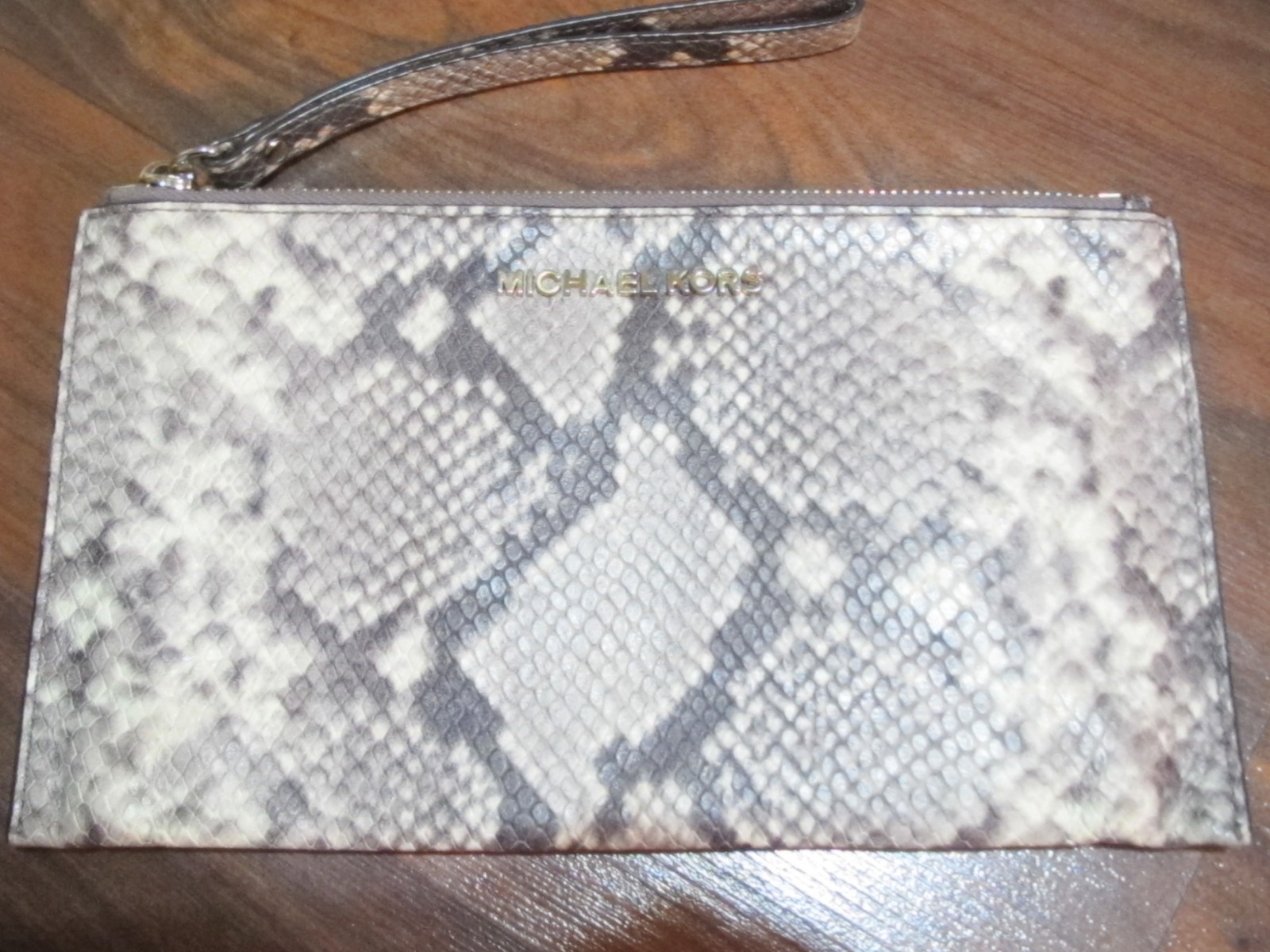 MICHAEL KORS LARGE PYTHON EMBOSSED LEATHER WRISTL… - image 2