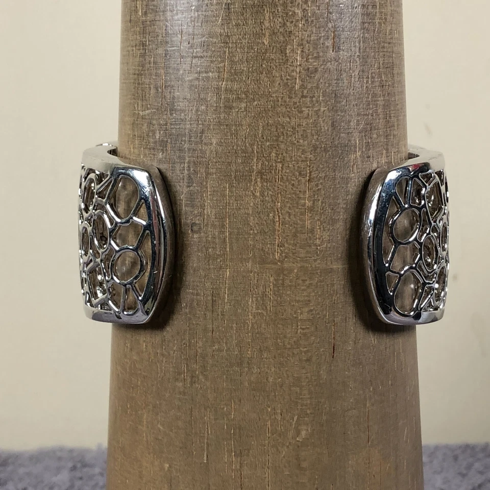 Victoria Wieck Mujer B8601 Vestido Piedras Preciosas Brazalete Cuarzo Analógico 39mm Reloj 7 1/4" Foto 4 de 4