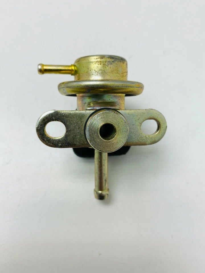 SMP PR36 NEW Fuel Injection Pressure Regulator - Image 2 of 3