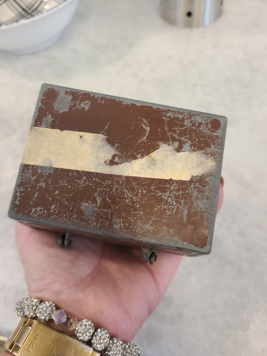 Vtg Metal E. J. Kahn Co. Pirate Skull Treasure Chest Coin Bank