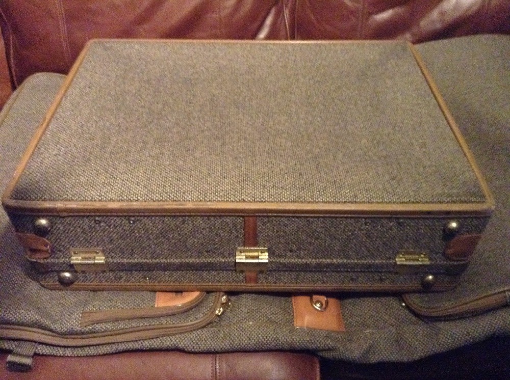 $450 Vintage Luggage Hartmann Tweed Leather 24